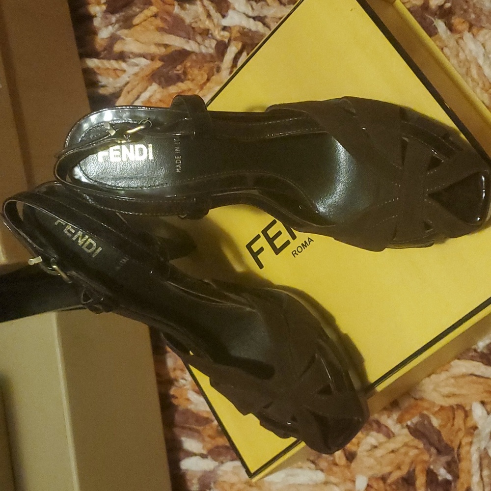 Fendi Heels Brown NEW - Picture 14 of 16